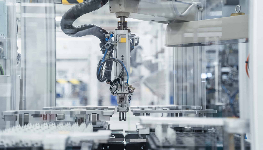 GlobalFoundries silicon photonics funding brings $300M federal award