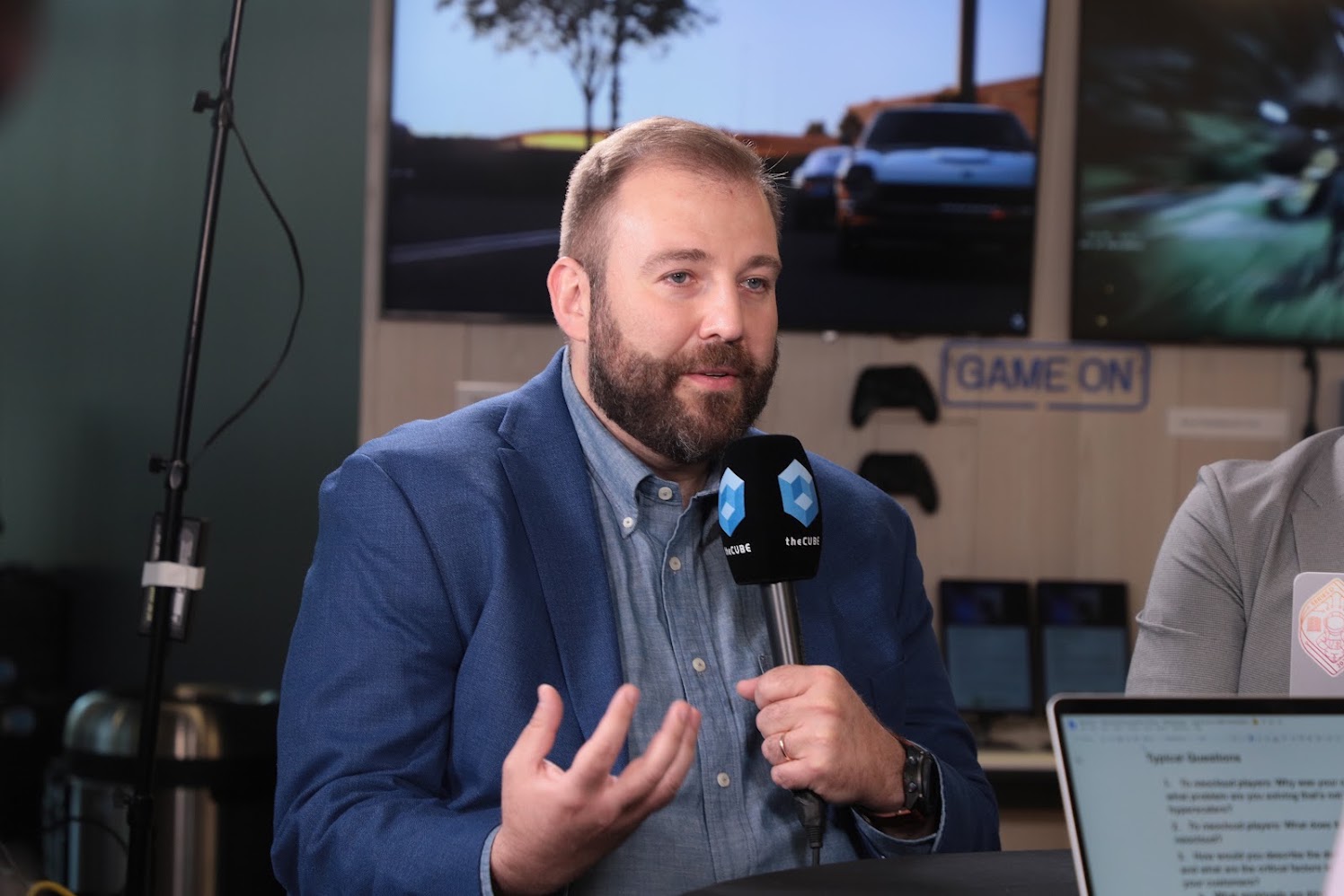 Full-stack AI platforms become the new enterprise infrastructure fight